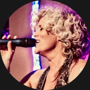 Mel singt alles Aufnahme von der Seite